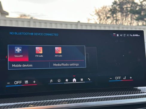 Certified 2025 BMW X7 M60i AWD/4WD image 33