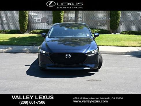 Used 2021 MAZDA MAZDA3 s FWD image 2