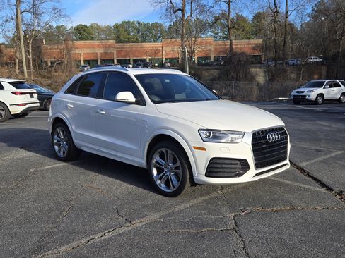 Used 2018 Audi Q3 2.0T Premium w/ Convenience Package image 7