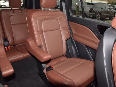 New 2026 Lincoln Aviator Reserve w/ Jet Appearance Package RWD image 22
