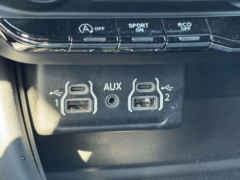 Used 2023 Dodge Durango GT image 26