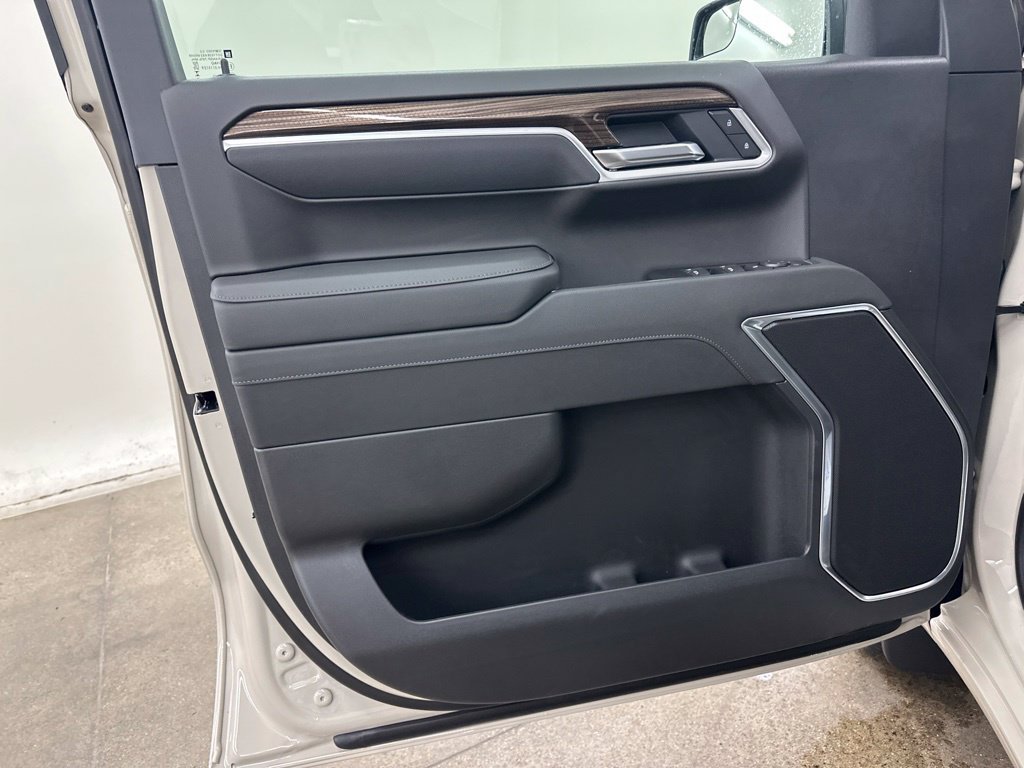 New 2026 Chevrolet Silverado 1500 RST AWD/4WD image 31