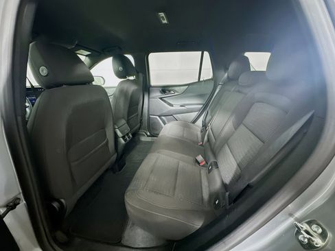 Used 2025 Chevrolet Equinox LT image 27