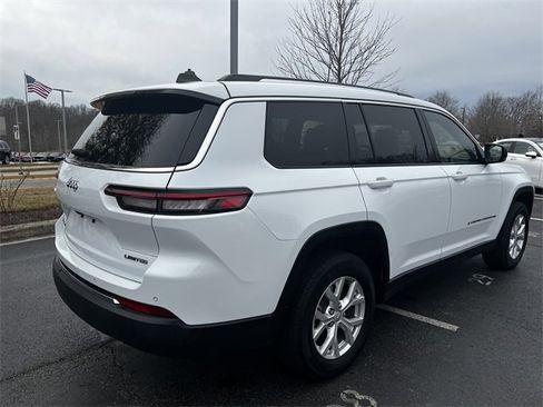 Used 2023 Jeep Grand Cherokee L Limited w/ Trailer Tow Group (B) image 18