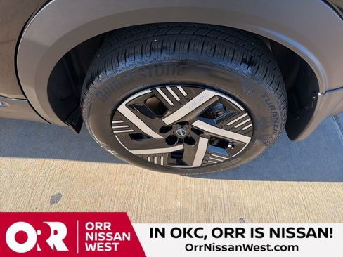 New 2026 Nissan Kicks SV w/ SV Premium Package image 9