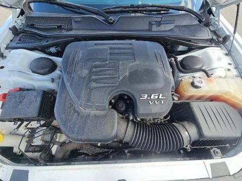 Used 2023 Dodge Challenger SXT RWD image 18