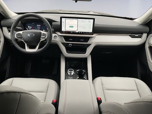 New 2026 Ford Explorer Active w/ Active Comfort Package AWD/4WD image 6