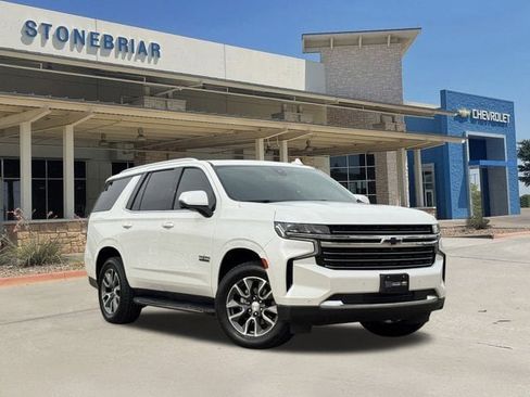 Used 2022 Chevrolet Tahoe LT w/ LT Signature Package image 2