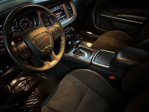 Used 2023 Dodge Charger R/T w/ Plus Group image 4