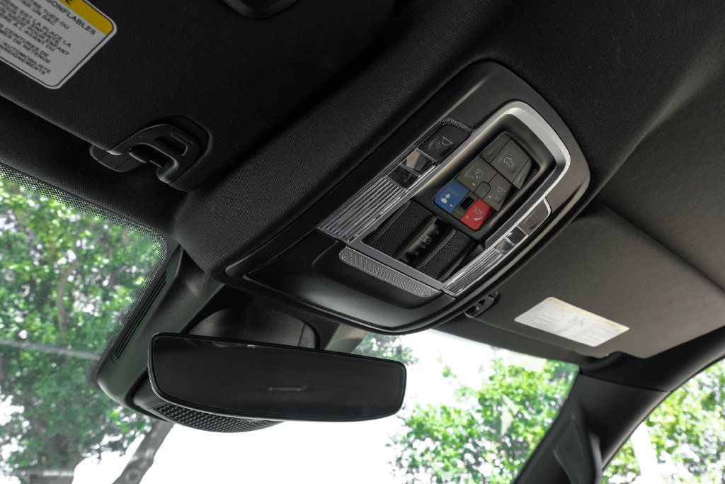 Used 2023 RAM 1500 Laramie AWD/4WD image 42