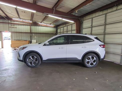 Used 2025 Ford Escape ST-Line Select AWD/4WD image 5