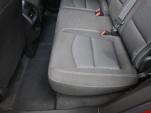 Used 2023 GMC Terrain SLE w/ Driver Convenience Package image 21