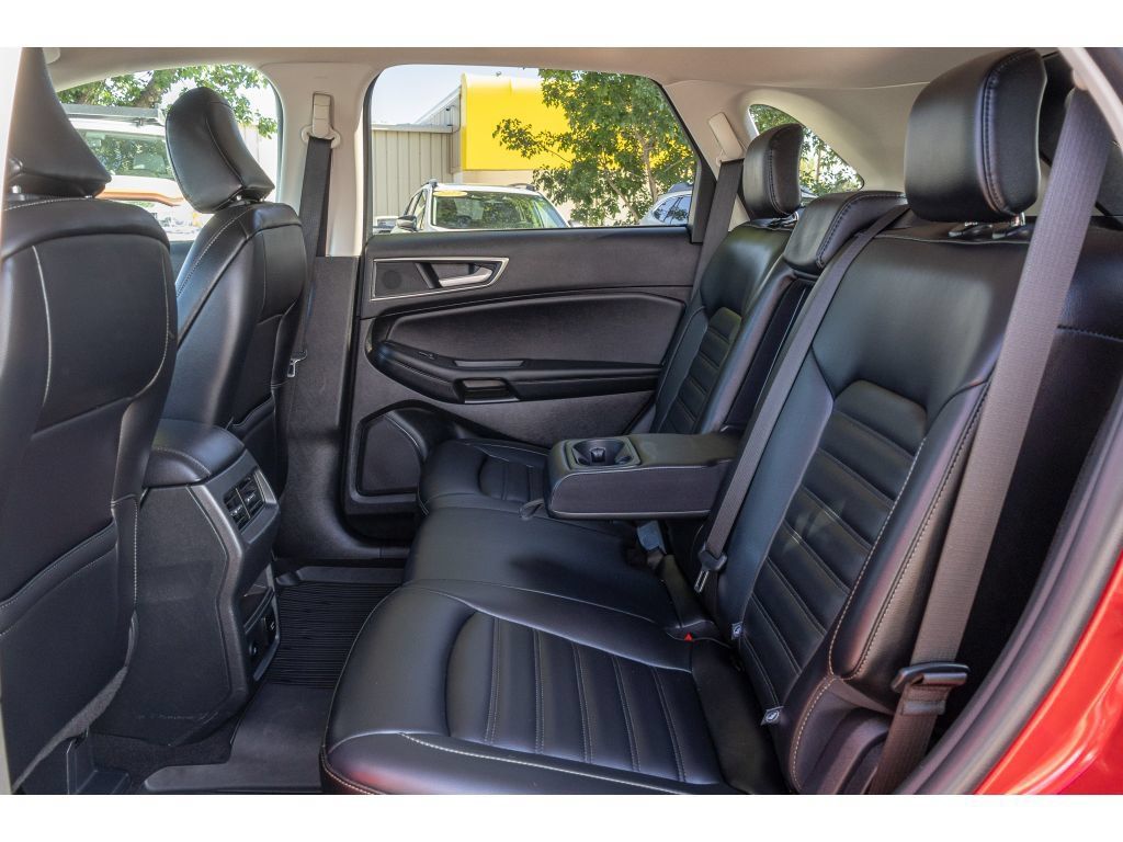 Used 2024 Ford Edge SEL w/ Convenience Package AWD/4WD image 13