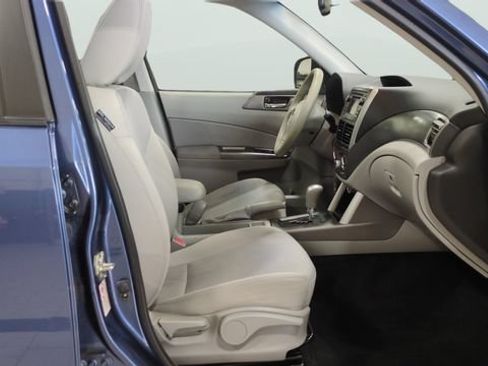 Used 2013 Subaru Forester 2.5X Premium w/ All-Weather Plus Pkg AWD/4WD image 12