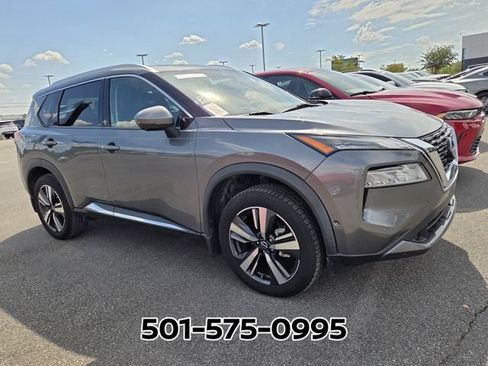 Used 2023 Nissan Rogue SL w/ SL Premium Package FWD image 6
