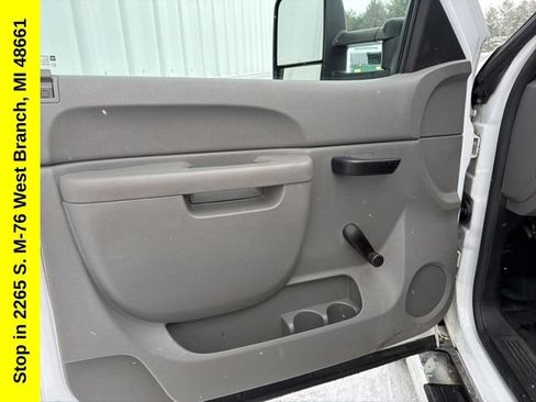 Used 2013 Chevrolet Silverado 2500 W/T AWD/4WD image 26