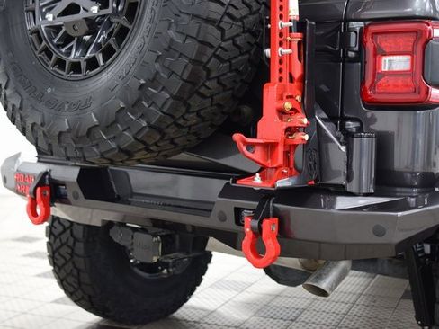 Used 2024 Jeep Wrangler Unlimited Rubicon w/ Convenience Group image 19