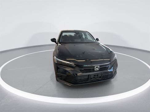 Used 2024 Honda Civic Sport image 2