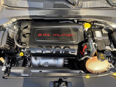 Used 2022 Jeep Compass Trailhawk w/ Trailhawk Convenience Group image 31