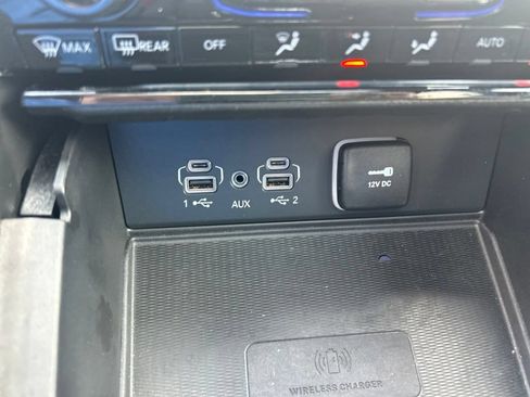 Used 2024 Jeep Grand Cherokee Laredo X w/ Luxury Tech Group I AWD/4WD image 40