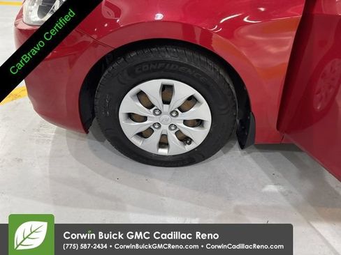 Used 2016 Hyundai Accent SE w/ Option Group 02 FWD image 30