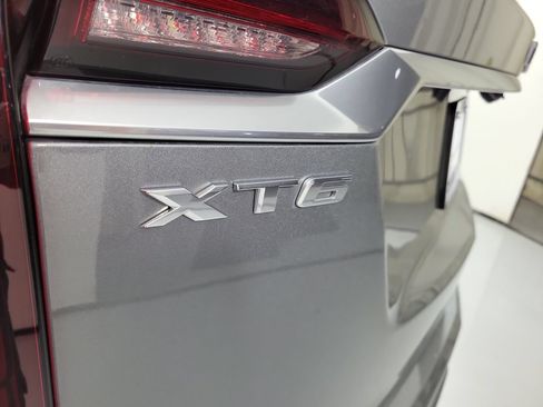 Certified 2024 Cadillac XT6 Premium Luxury FWD image 7