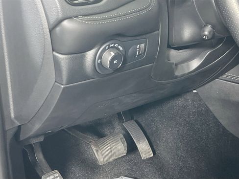 Used 2022 Dodge Durango GT image 10