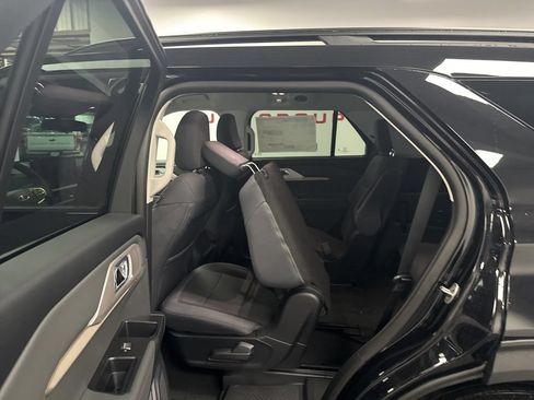 New 2026 Ford Explorer Active AWD/4WD image 27