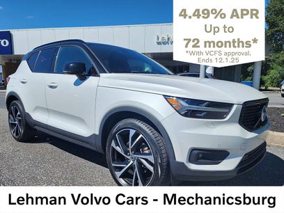 Certified 2022 Volvo XC40 T5 R-Design w/ Climate Package