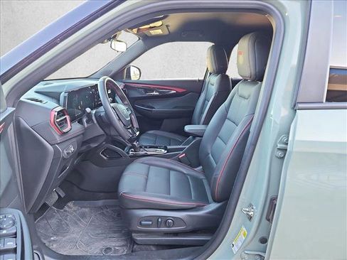 Used 2024 Chevrolet TrailBlazer RS image 15