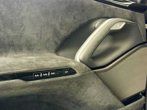 Certified 2025 Ferrari Purosangue image 15