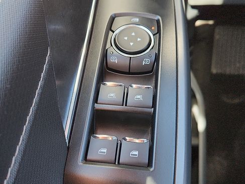 Used 2024 Ford F150 XLT w/ FX4 Off-Road Package AWD/4WD image 16