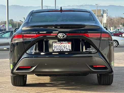 Certified 2023 Toyota Mirai XLE image 6
