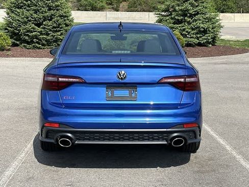 Used 2024 Volkswagen Jetta GLI 40th Anniversary Edition FWD image 4