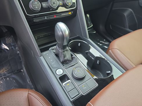 Used 2023 Volkswagen Atlas SEL image 28