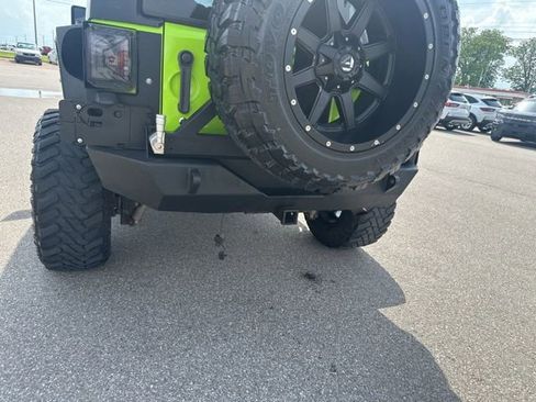 Used 2013 Jeep Wrangler Unlimited Sport AWD/4WD image 26
