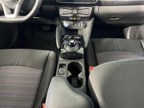 Used 2024 Nissan Leaf SV Plus image 17