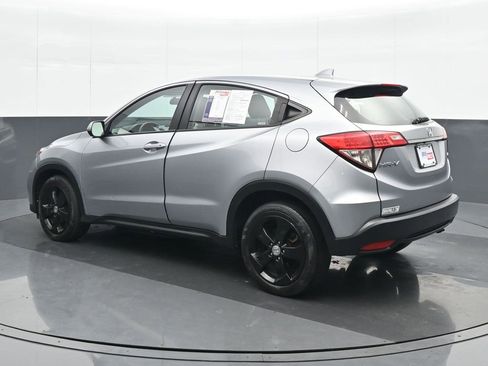 Used 2019 Honda HR-V LX image 4