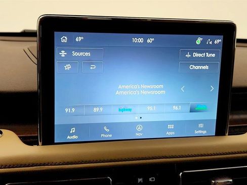 Used 2022 Lincoln Aviator Reserve w/ Equipment Group 201A RWD image 18