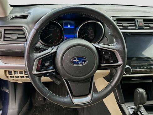 Used 2018 Subaru Outback 3.6R Limited image 18