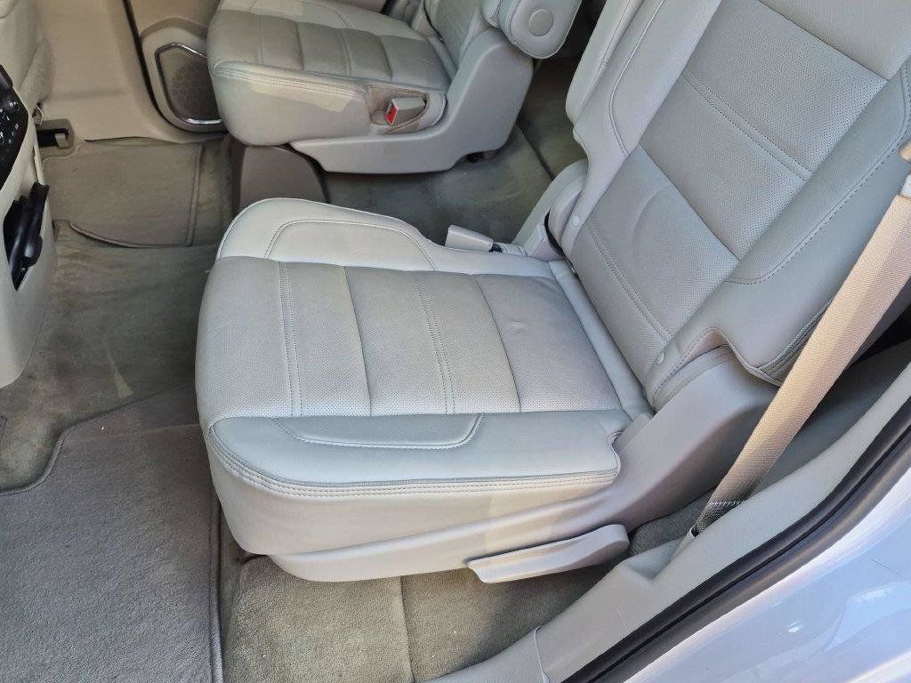 Used 2018 GMC Yukon Denali w/ Open Road Package AWD/4WD image 30