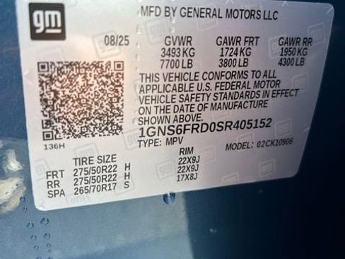 New 2025 Chevrolet Suburban Premier AWD/4WD image 15