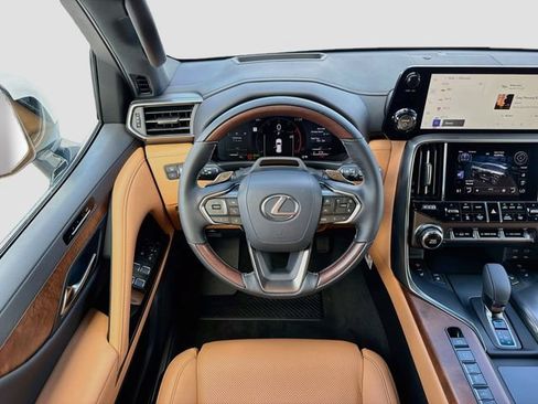 New 2026 Lexus LX 700h Luxury AWD/4WD image 18