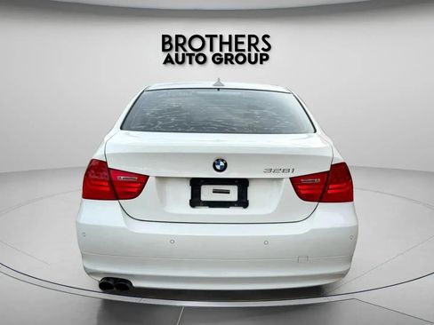 Used 2010 BMW 328i Sedan image 10