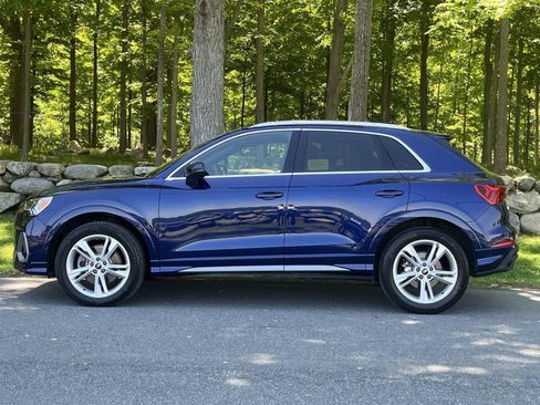 Used 2023 Audi Q3 2.0T Premium AWD/4WD image 21