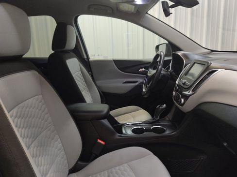 Used 2018 Chevrolet Equinox LT FWD image 21