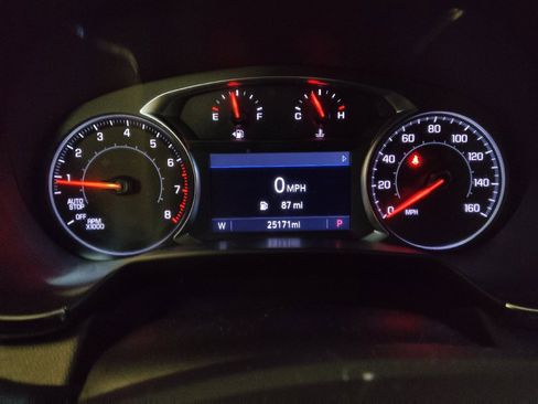 Used 2024 Chevrolet Blazer LT w/ Convenience Package FWD image 23