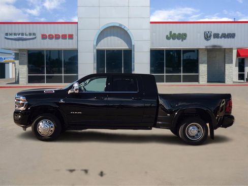 New 2026 RAM 3500 Limited image 3