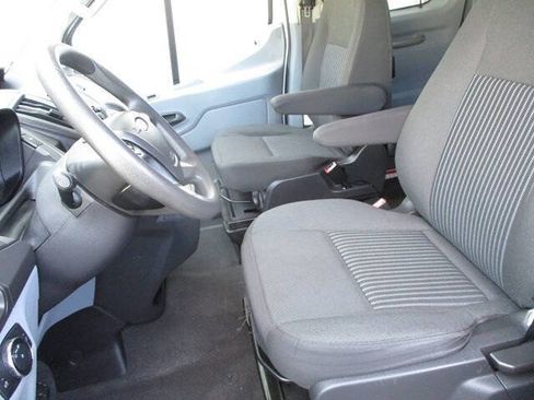 Used 2018 Ford Transit 150 XL RWD image 18
