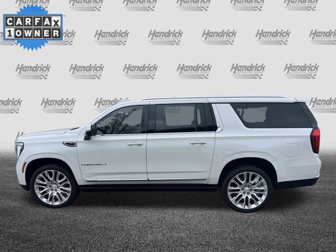Used 2025 GMC Yukon XL Denali w/ Denali Reserve Package image 7